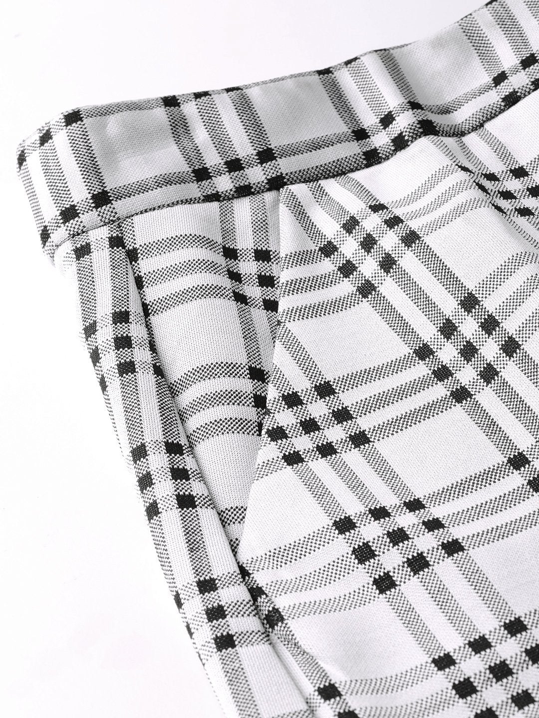 Women's Black & Grey Big Check Tapered Pant - SASSAFRAS