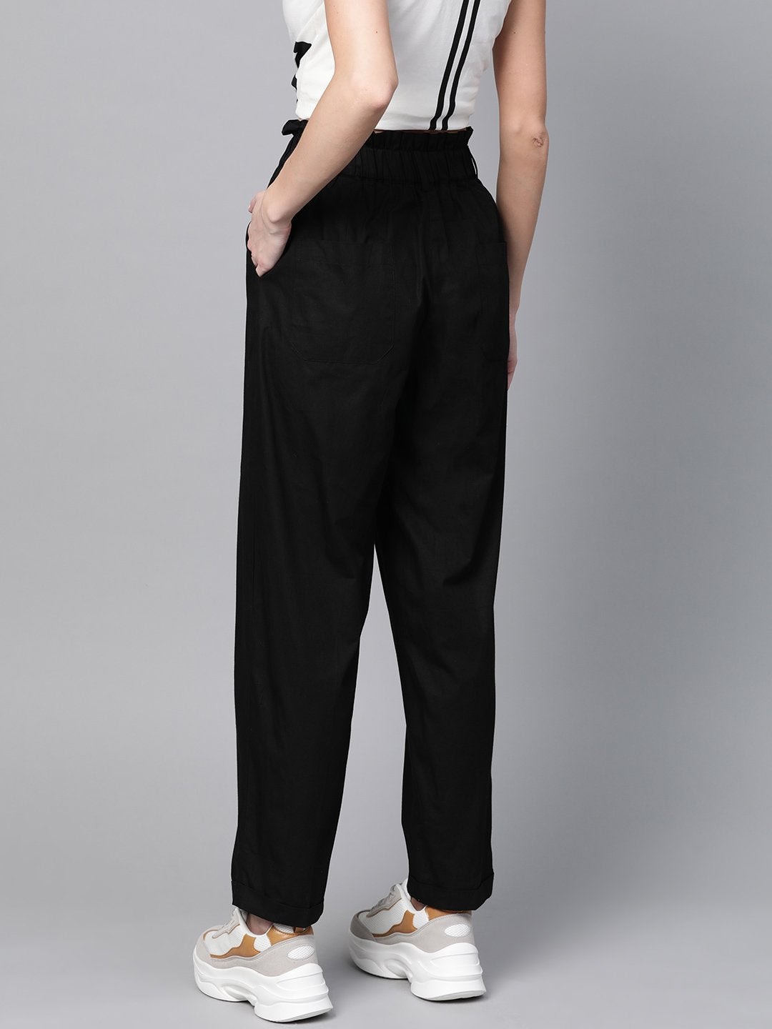 Women's Black Front Button Tapered Pants - SASSAFRAS