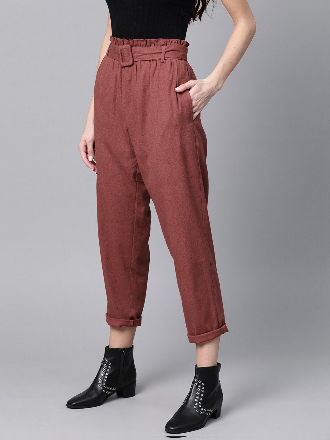 Women's Burgundy Belted Tapered Pants - SASSAFRAS