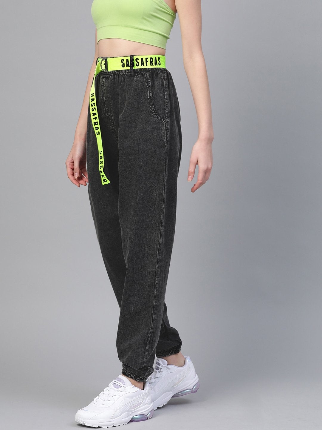 Women's Black Contrast Belted Denim Jogger - SASSAFRAS