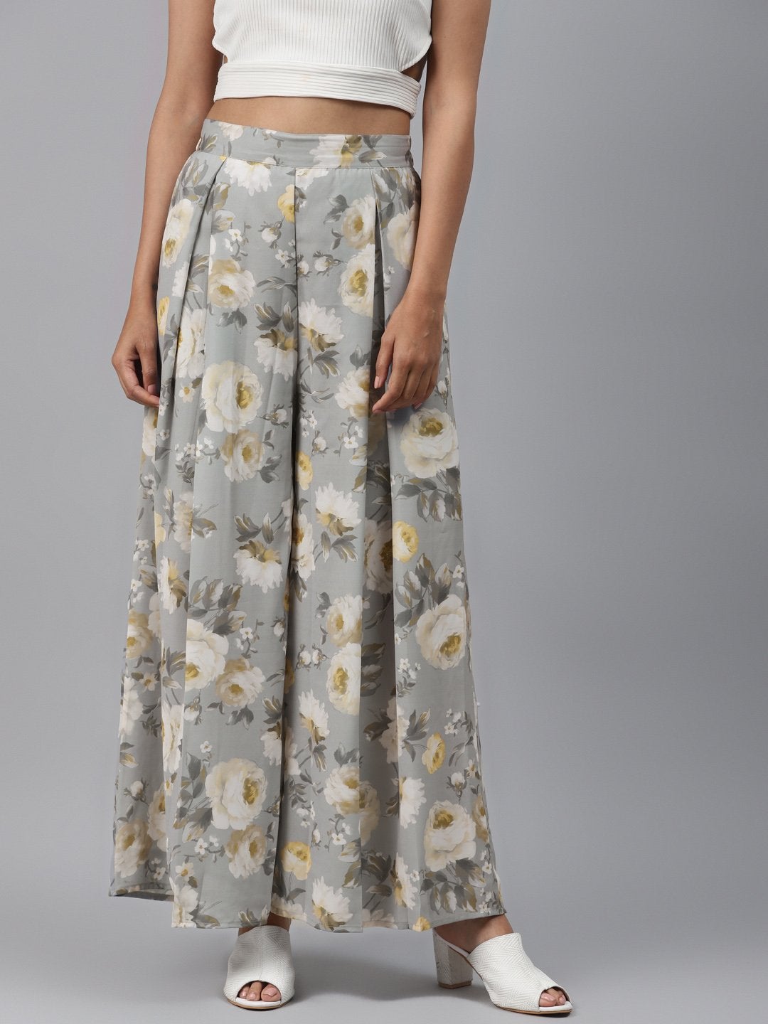 Women's Grey Floral Pleated Palazzo Pants - SASSAFRAS