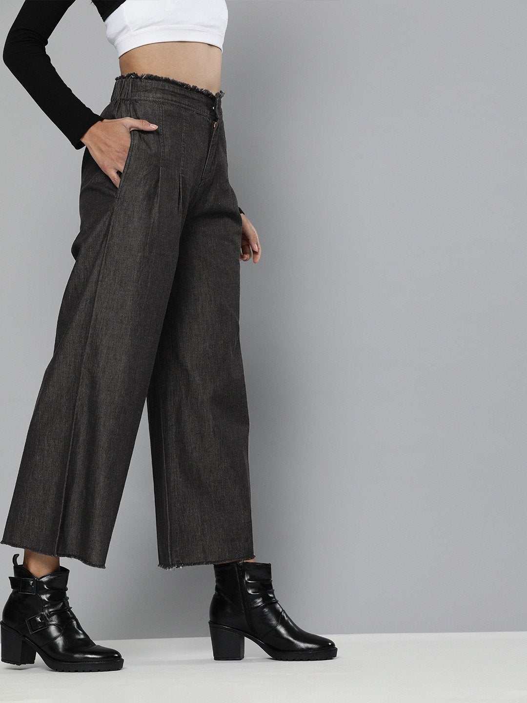 Women's Black Wide Leg Flared Pants - SASSAFRAS