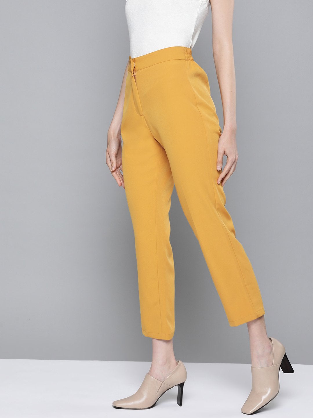Women's Mustard Front Pleat Tapered Pants - SASSAFRAS