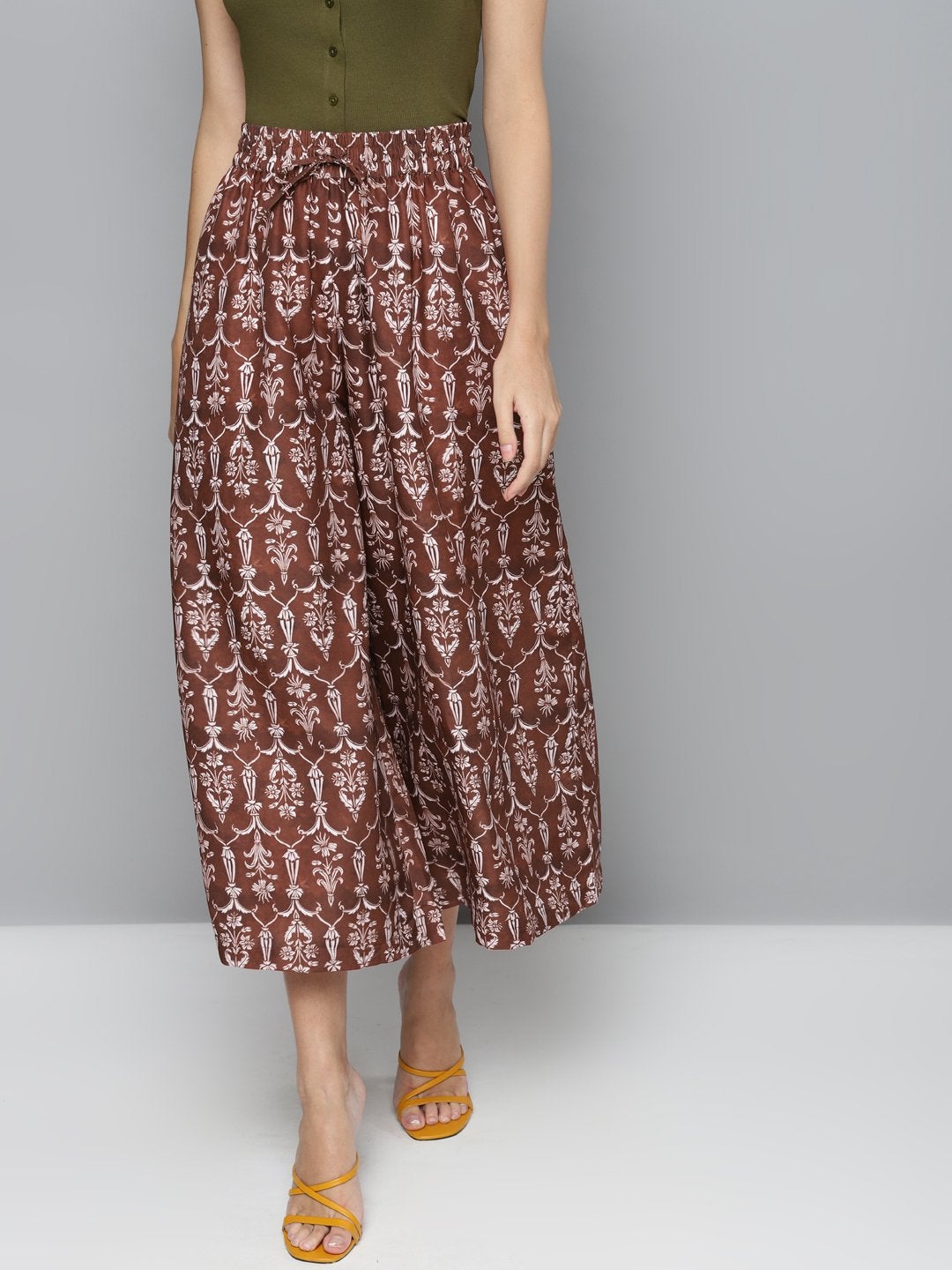 Women's Maroon Floral Drawstring Wide Leg Pants - SASSAFRAS