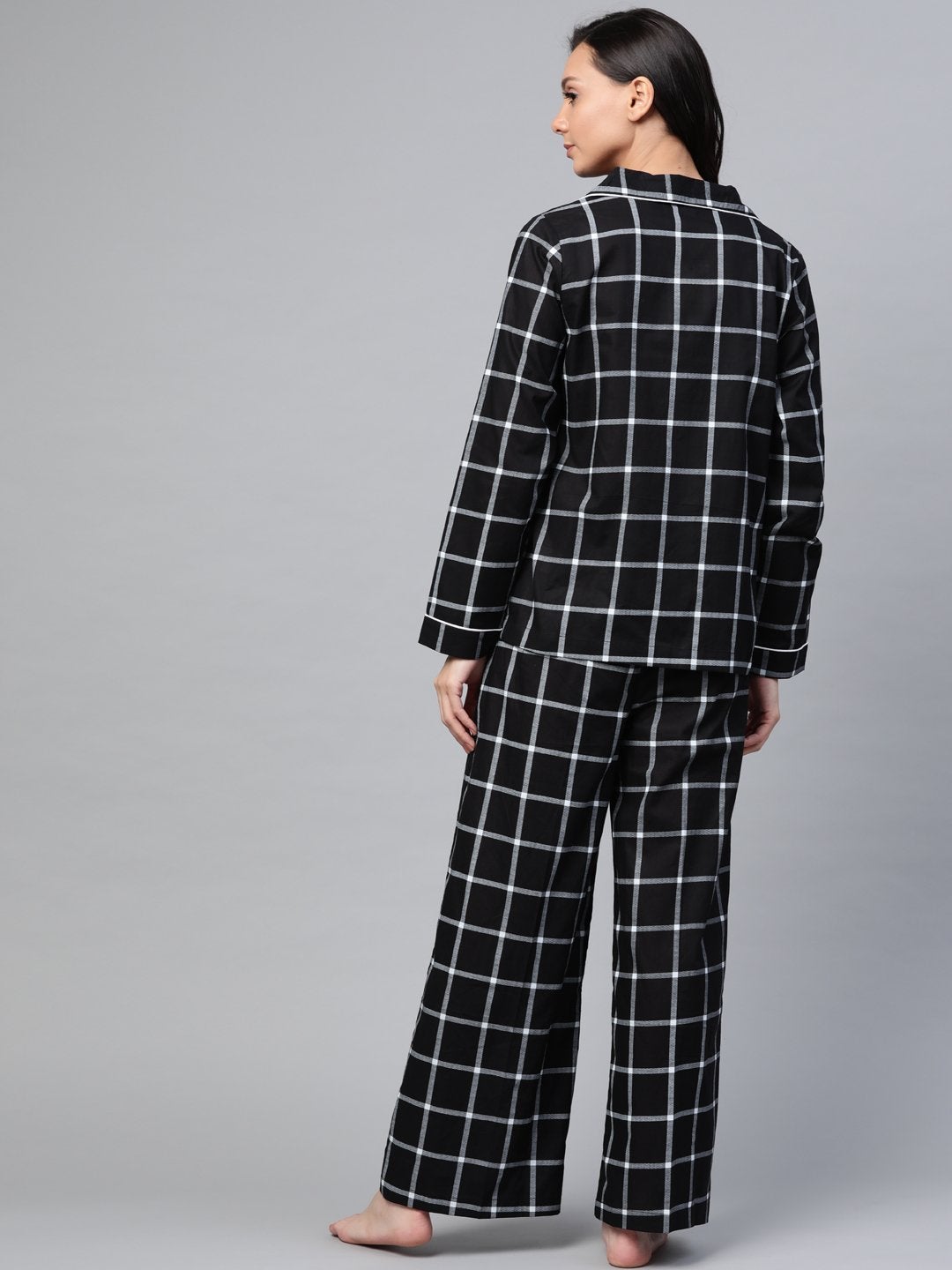 Women's Black Check Night Suit - SASSAFRAS