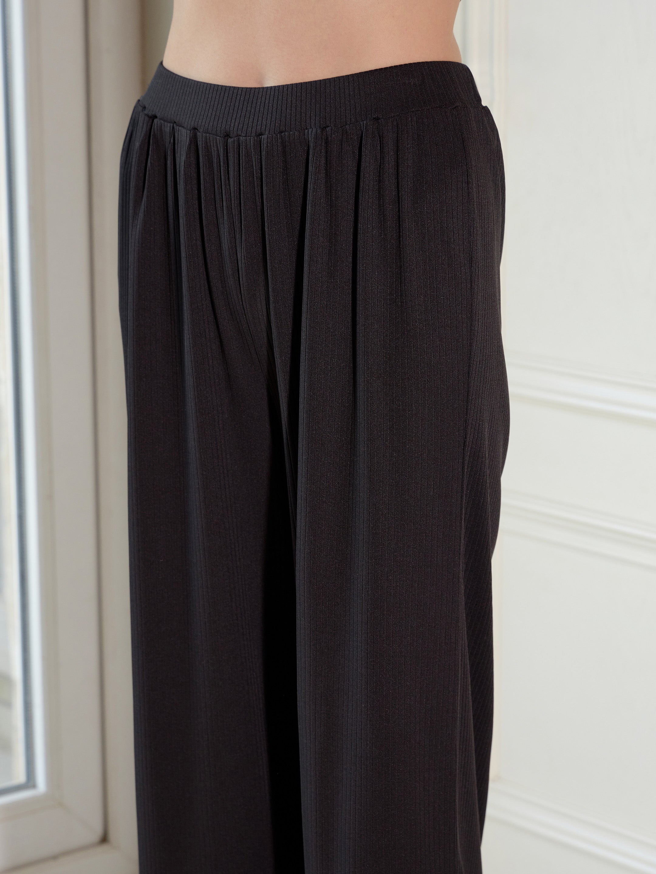 Women's Black Rib Strappy Top With Pants & Longline Shrug - SASSAFRAS