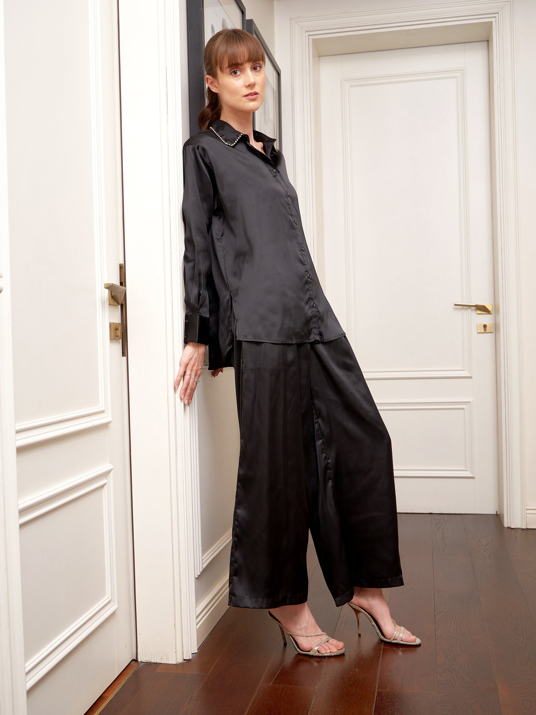 Women's Black Satin Longline Shirt With Lounge Pants - SASSAFRAS
