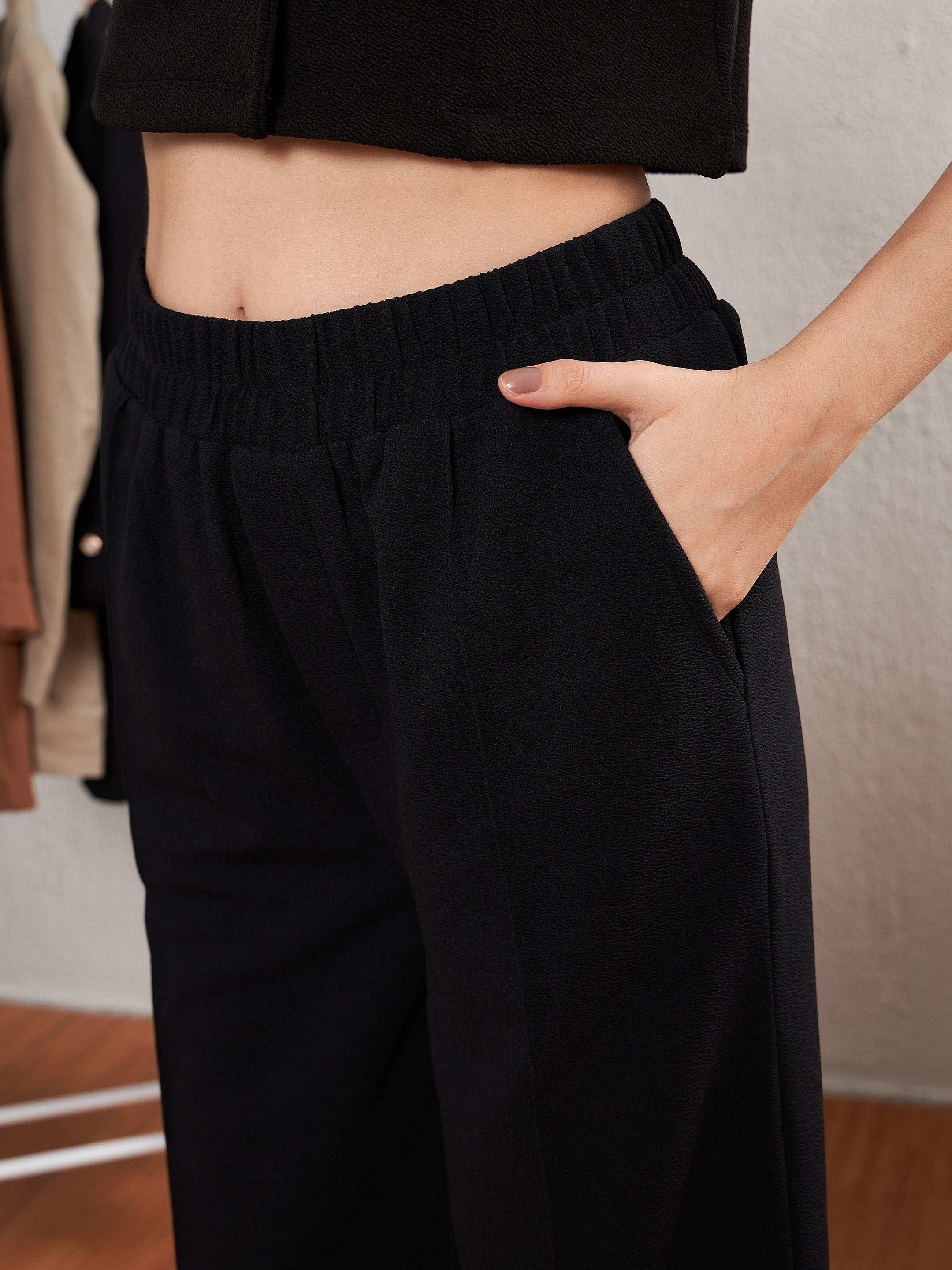Women's Black Crop Blazer With Palazzo Pants - SASSAFRAS