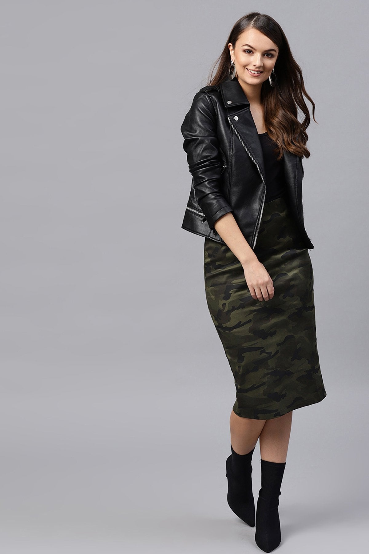 Women's Camouflage Back Slit Pencil Skirt - SASSAFRAS