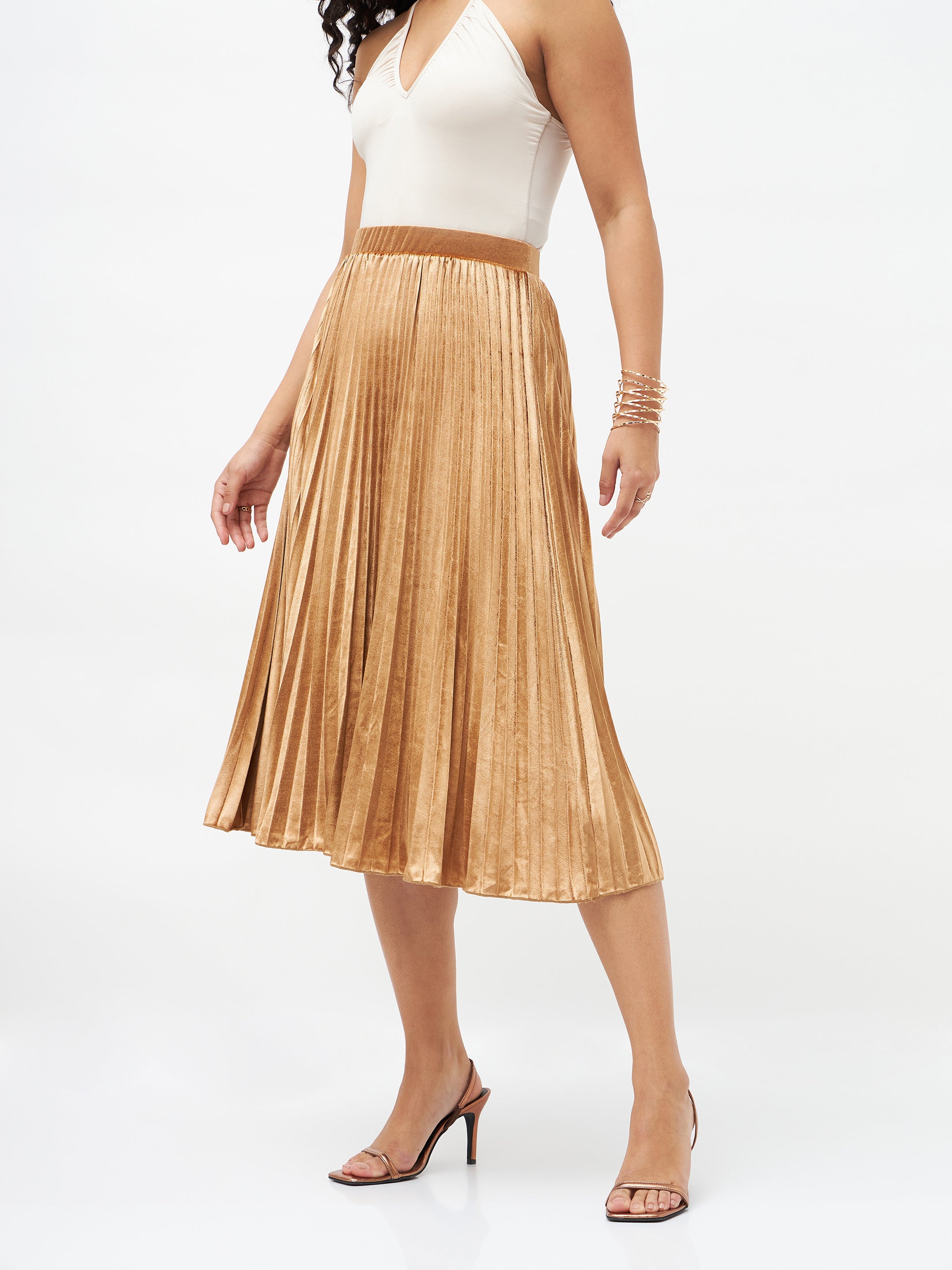 Women's Gold Velvet Pleated Skirt - Lyush