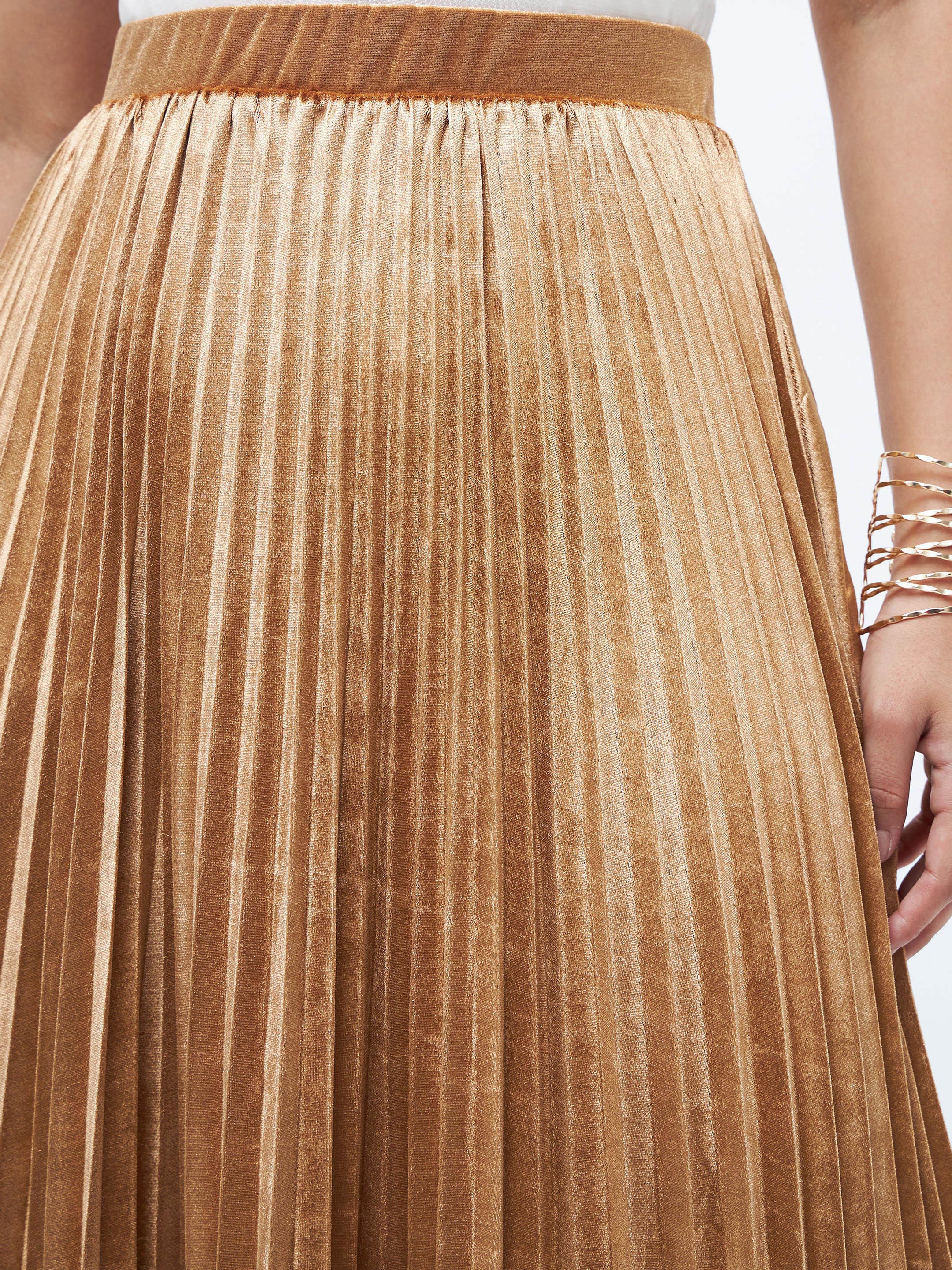 Women's Gold Velvet Pleated Skirt - Lyush