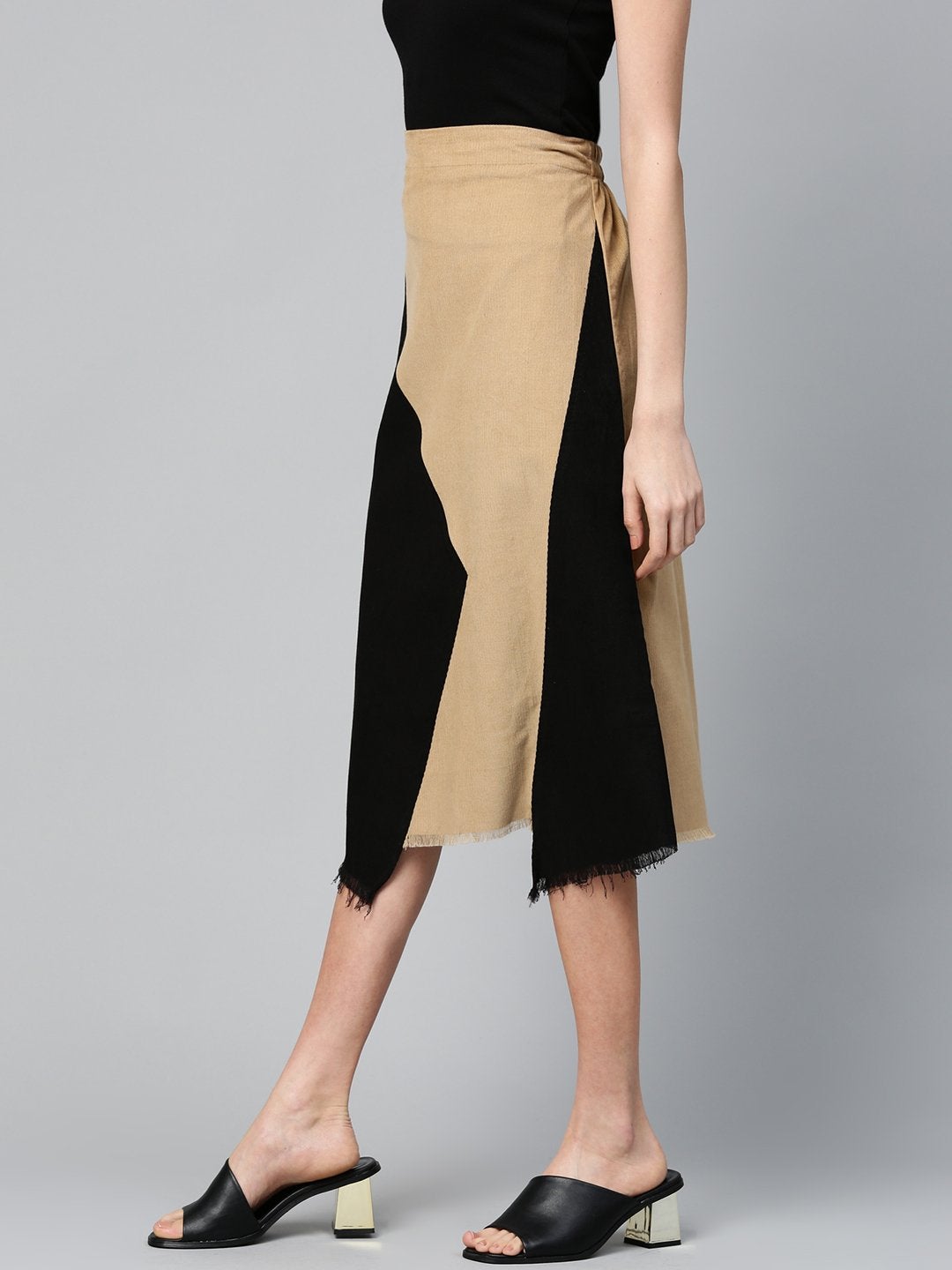 Women's Black & Beige Colorblock Asymmetric Skirt - SASSAFRAS