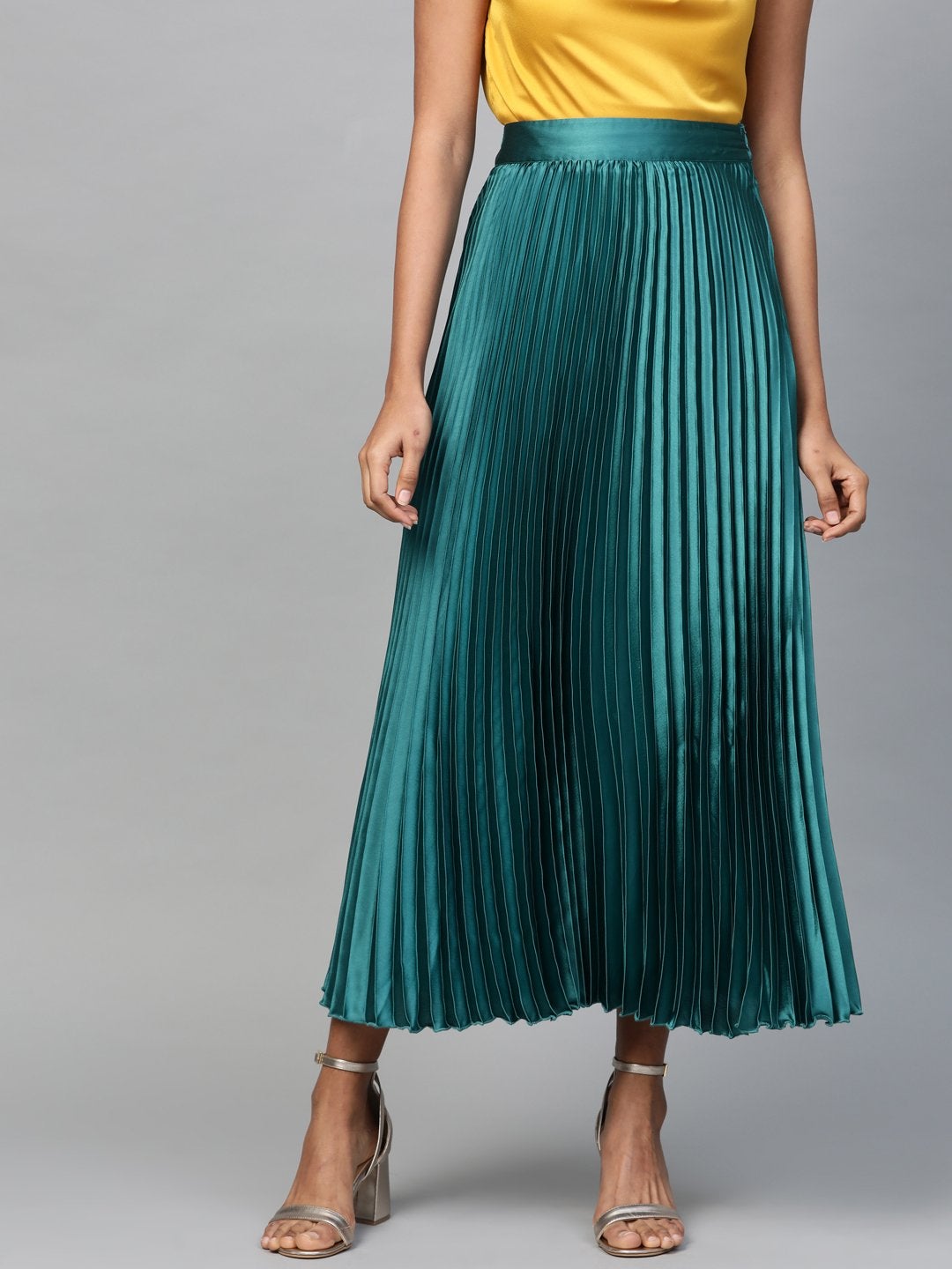 Women's Green Satin Pleated Maxi Skirt - SASSAFRAS