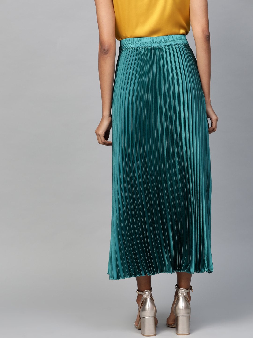 Women's Green Satin Pleated Maxi Skirt - SASSAFRAS