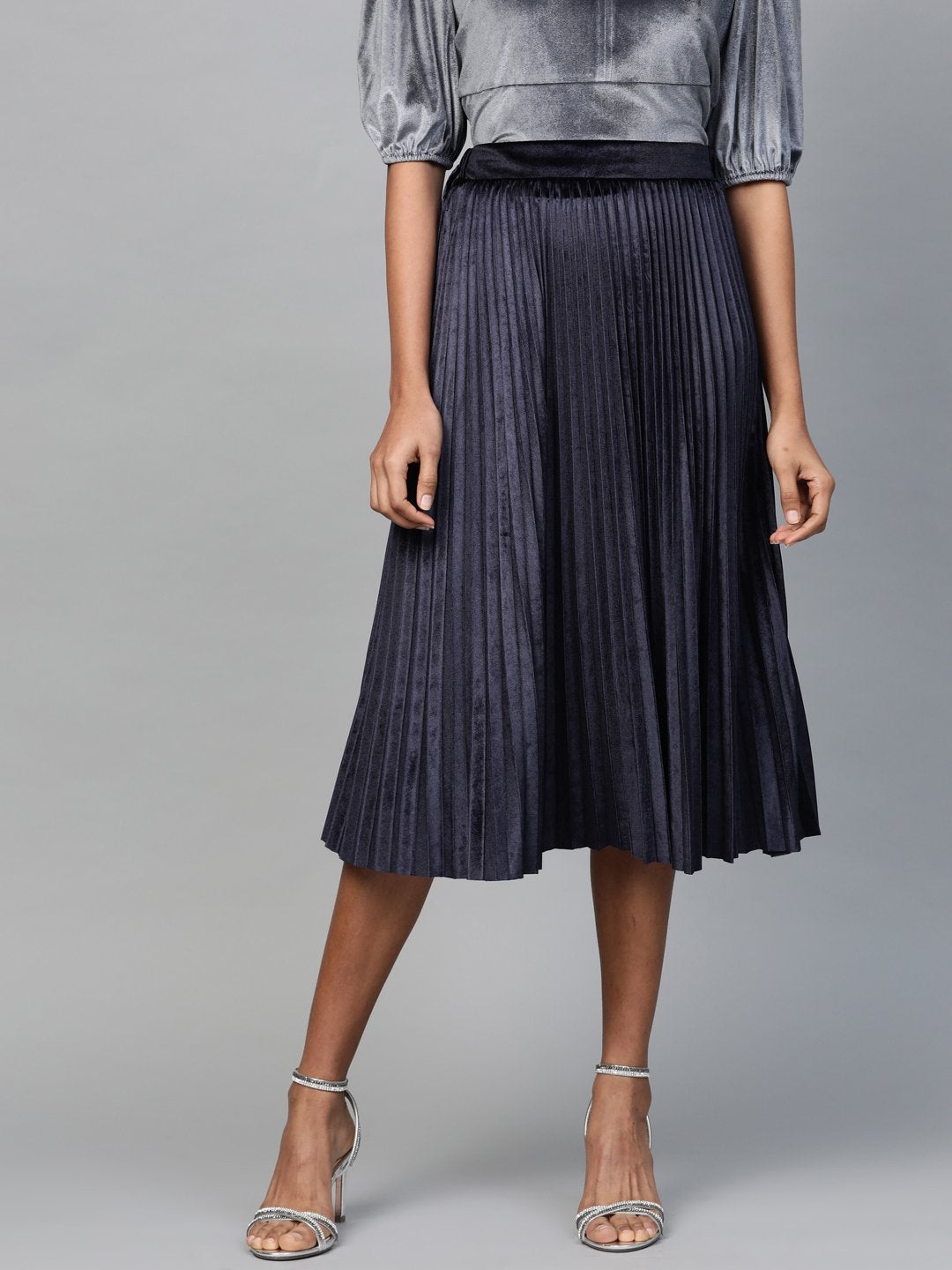 Women's Navy Velvet Pleated Midi Skirt - SASSAFRAS