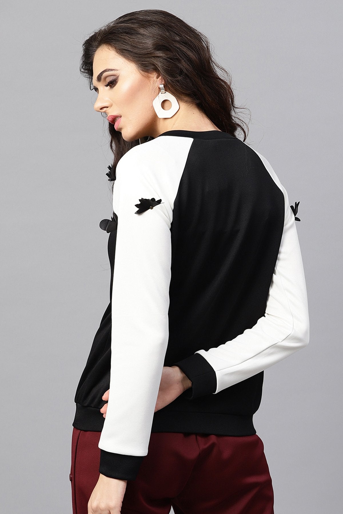 Women's Black & Off White Applique Raglan Sweatshirt - SASSAFRAS