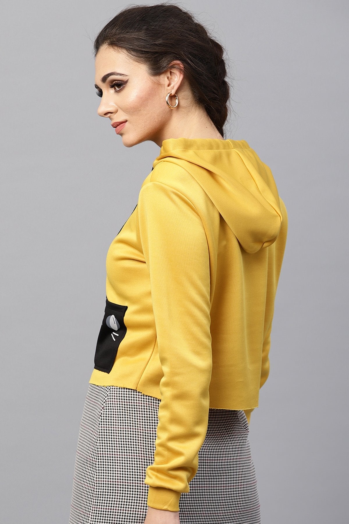 Women's Mustard Printed Pocket Crop Hoodie - SASSAFRAS