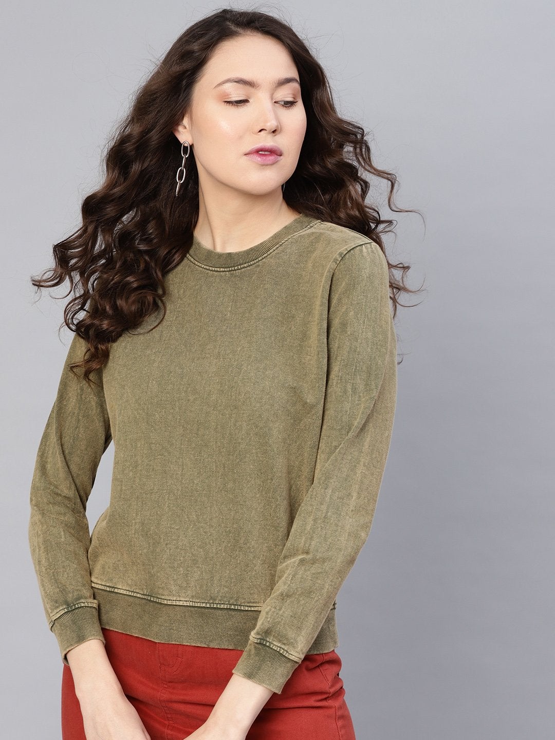 Women's Olive Stone Washed Sweatshirt - SASSAFRAS