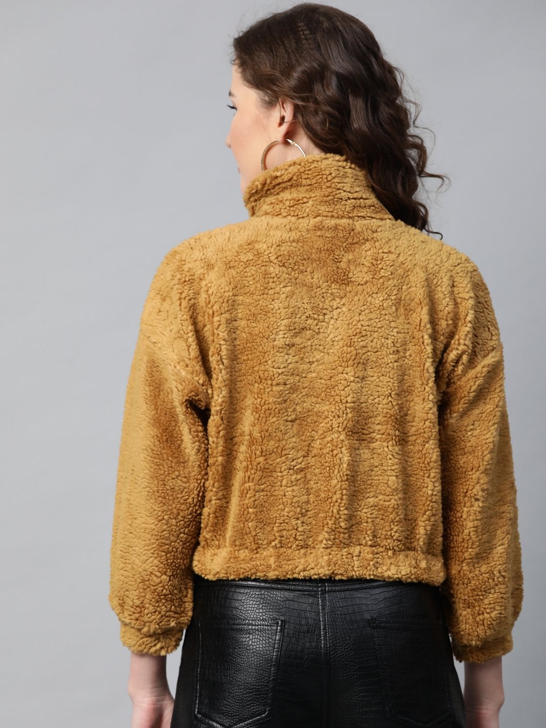 Women's Mustard Zip Front Faux Fur Crop Sweatshirt - SASSAFRAS