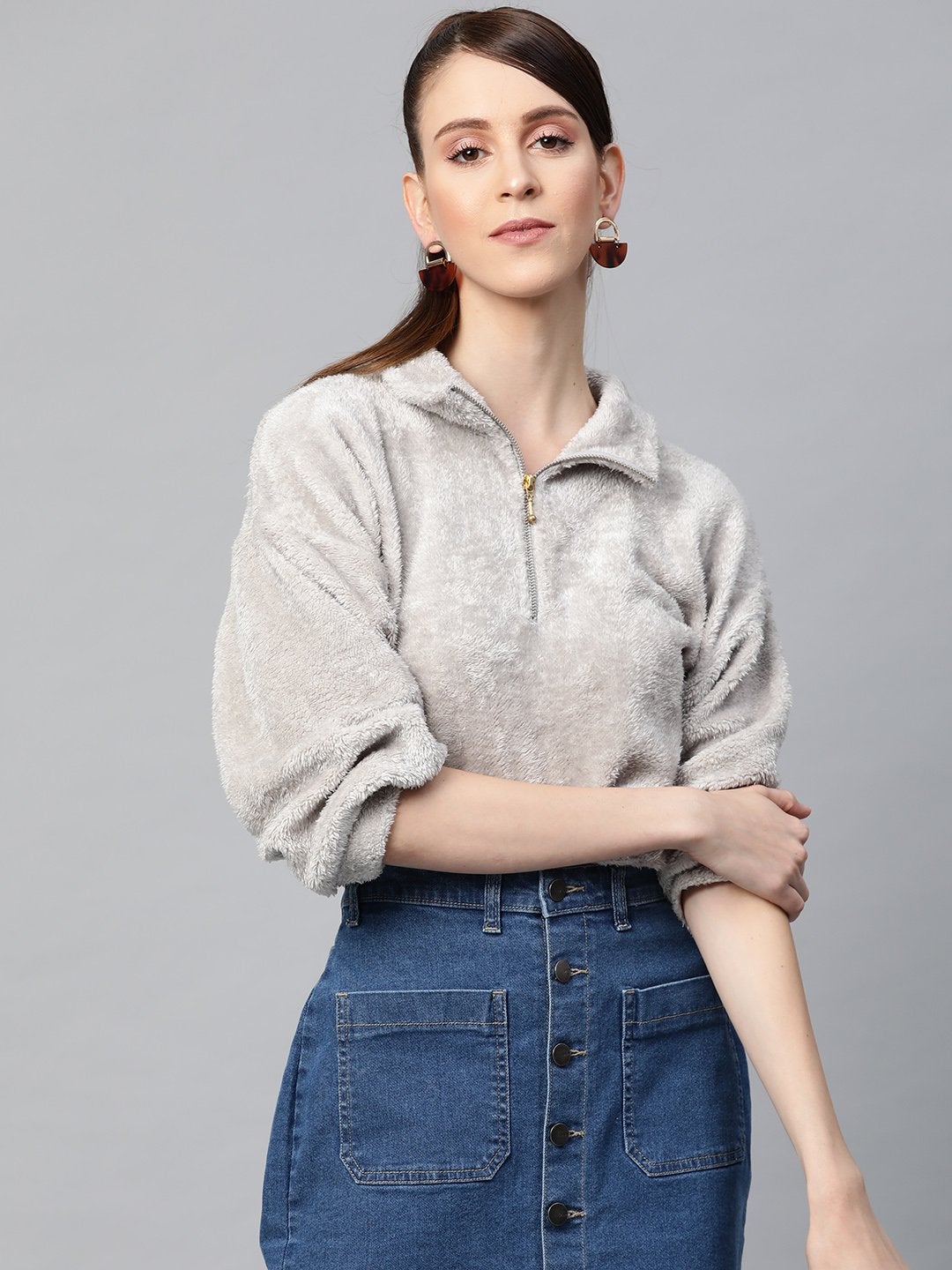 Women's Grey  Zip Front Faux Fur Crop Sweatshirt - SASSAFRAS