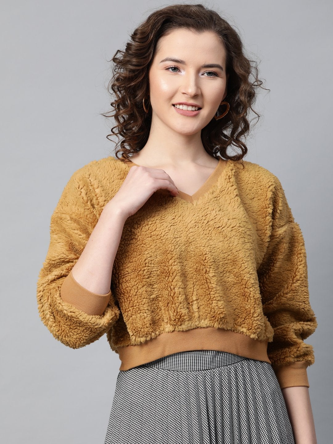 Women's Mustard V-Neck Faux Fur Crop Sweatshirt - SASSAFRAS