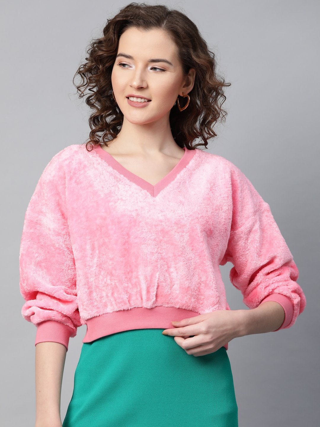 Women's Pink V-Neck Faux Fur Crop Sweatshirt - SASSAFRAS