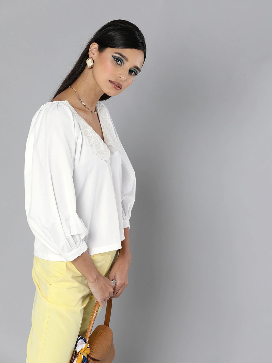 Women's White Embroidered Collar Top - SASSAFRAS