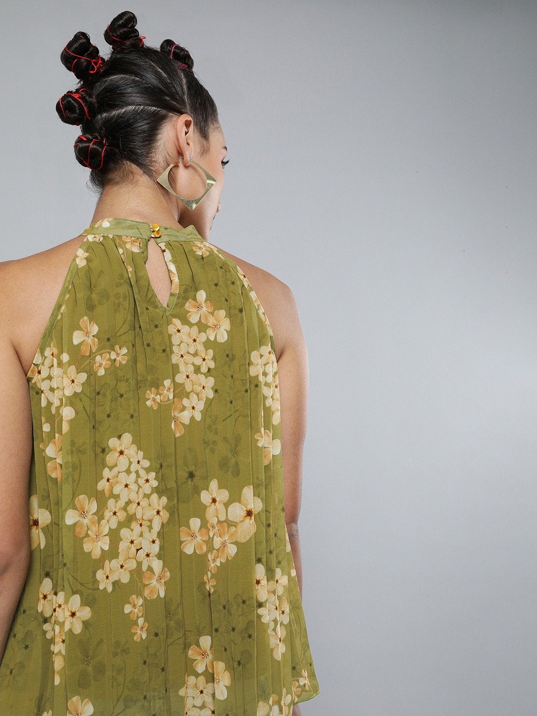 Women's Olive Floral Pleated Halter Top - SASSAFRAS