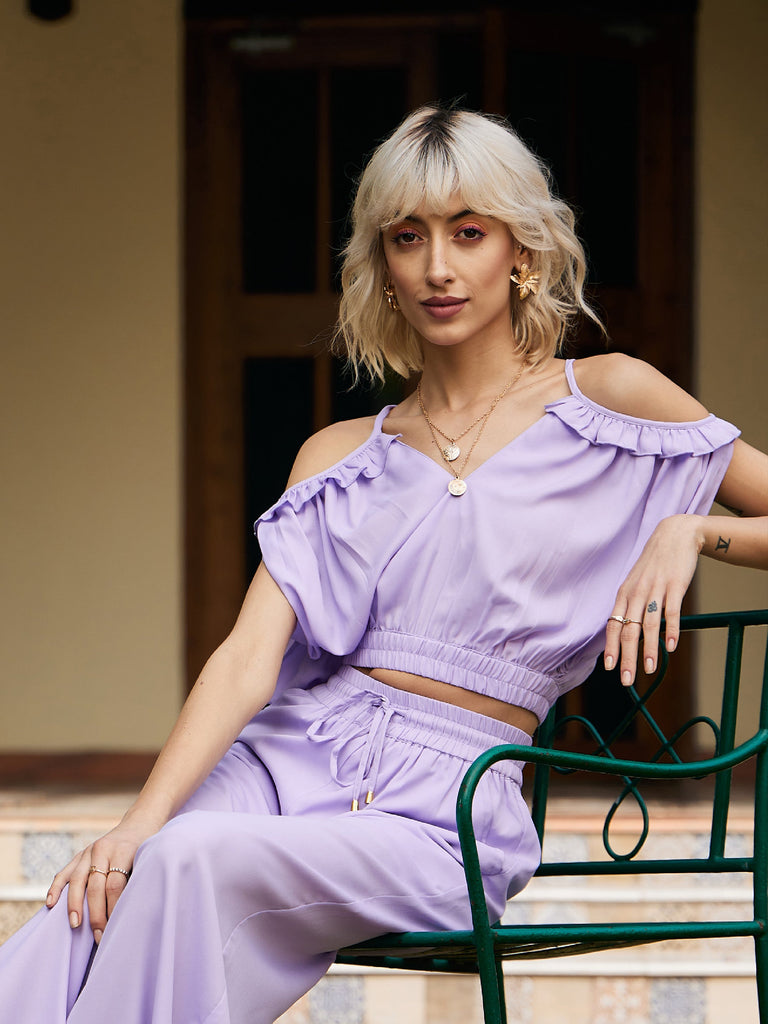 Women's Lavender Strappy V-Neck Tie Back Crop Top
