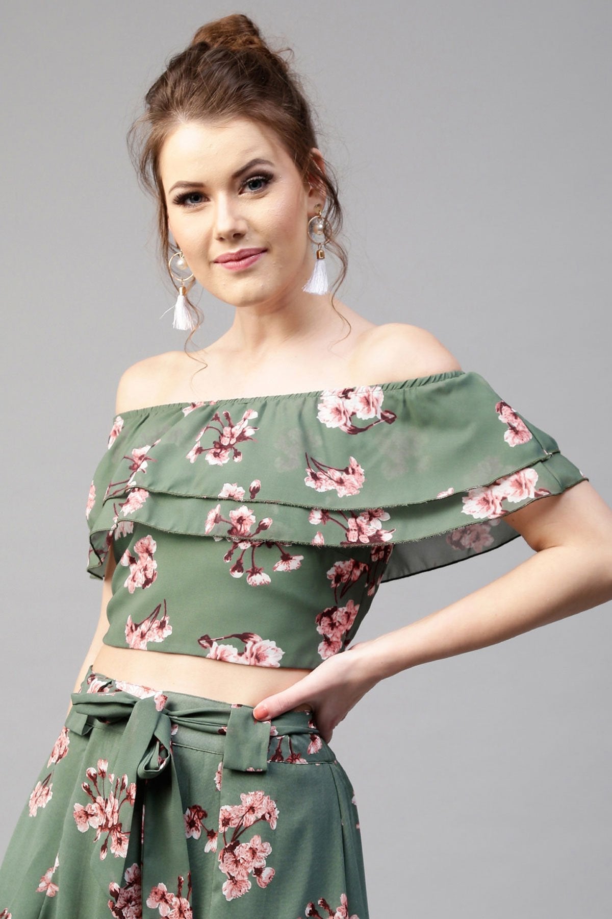 Women's Green Floral Off Shoulder Crop Top - SASSAFRAS