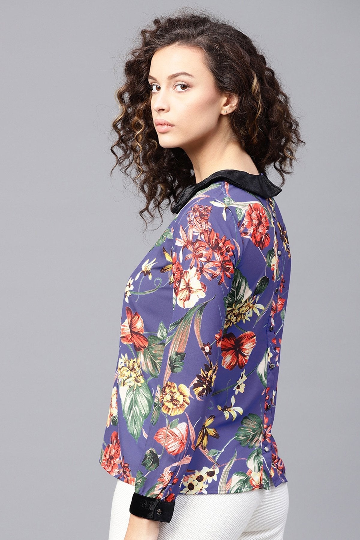 Women's Blue Floral Peterpan Top - SASSAFRAS