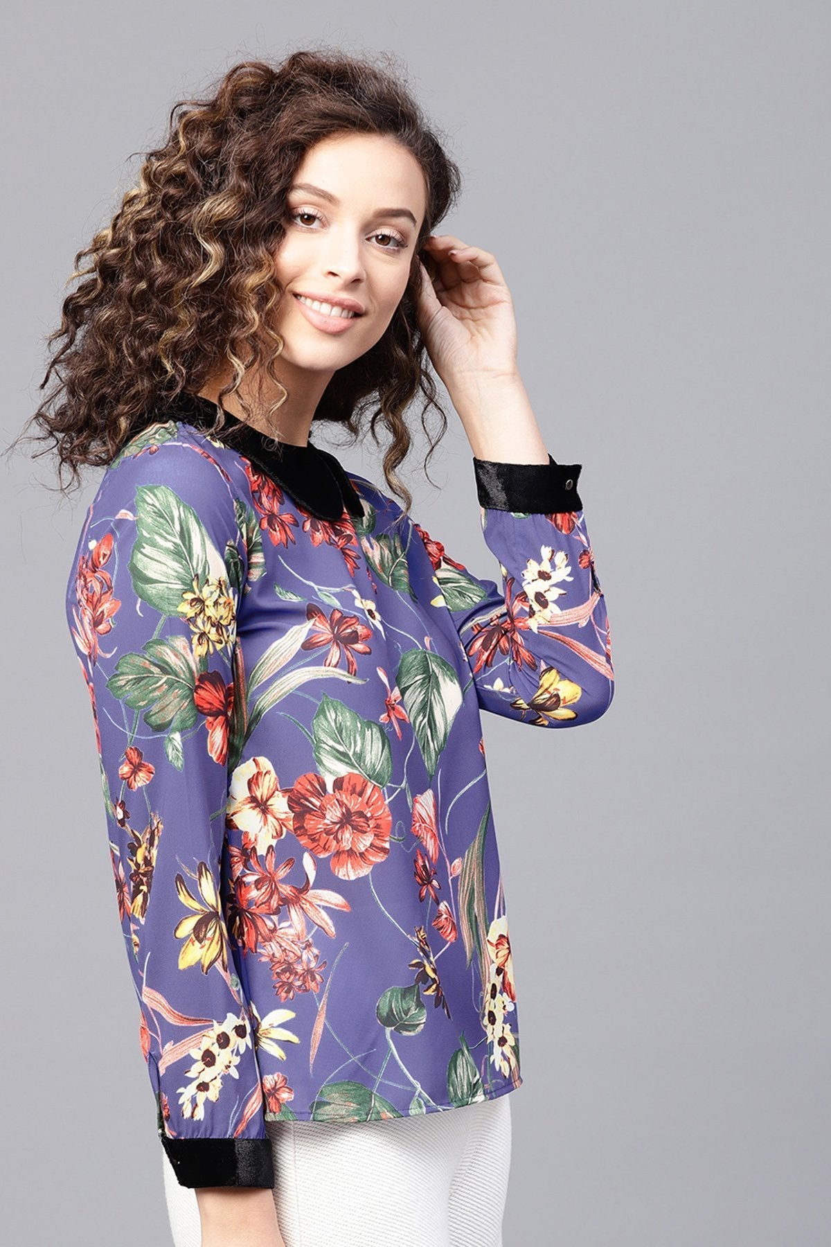 Women's Blue Floral Peterpan Top - SASSAFRAS