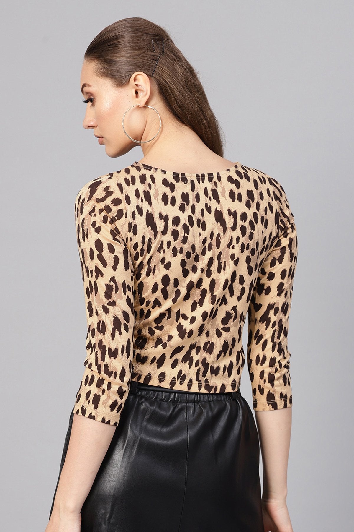 Women's Beige Cheetah Long Sleeve Crop Top - SASSAFRAS