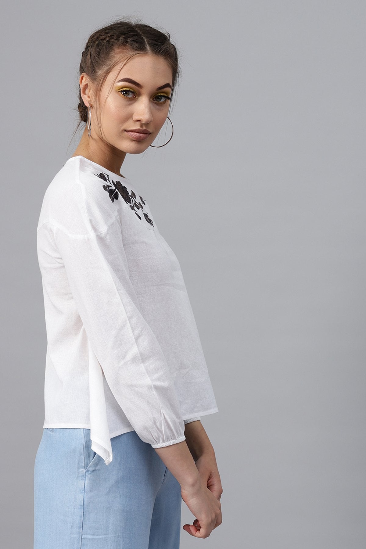 Women's White Neck Embroidered Top - SASSAFRAS