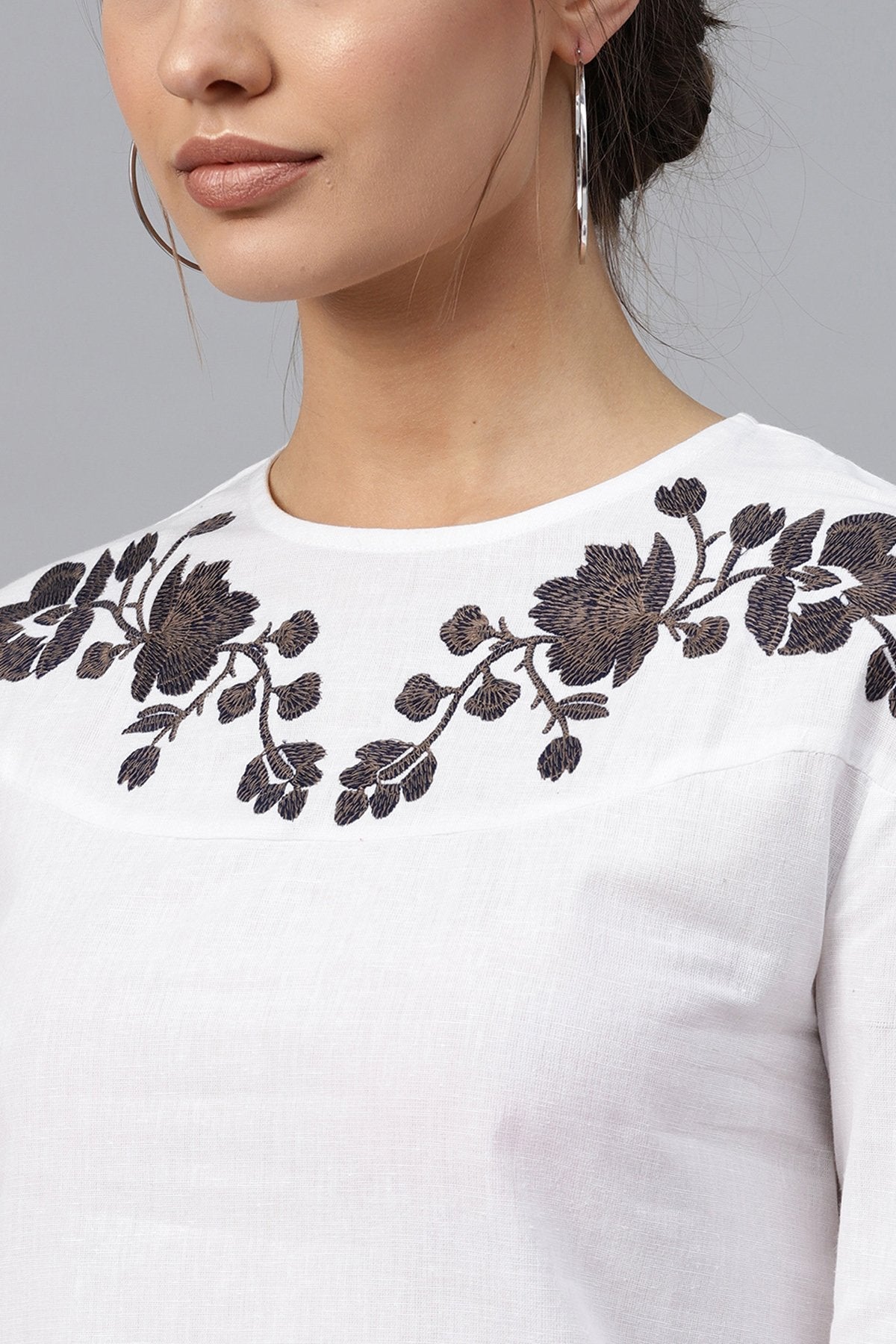 Women's White Neck Embroidered Top - SASSAFRAS