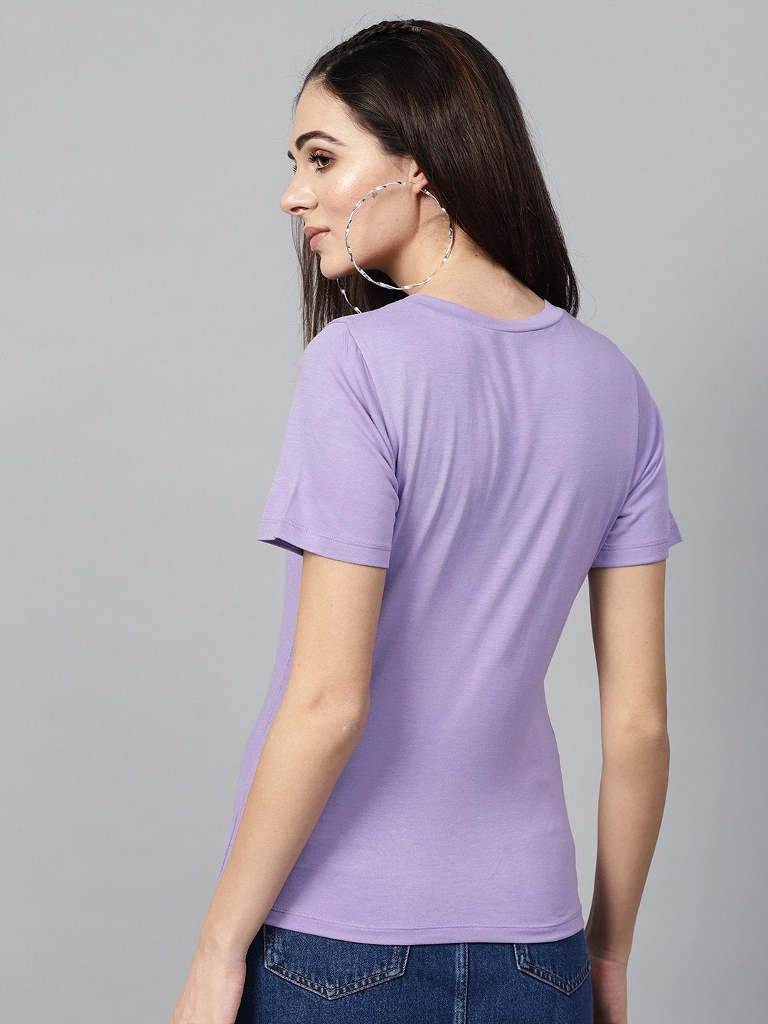 Women's Lavender Cat Print V-Neck Tee - SASSAFRAS