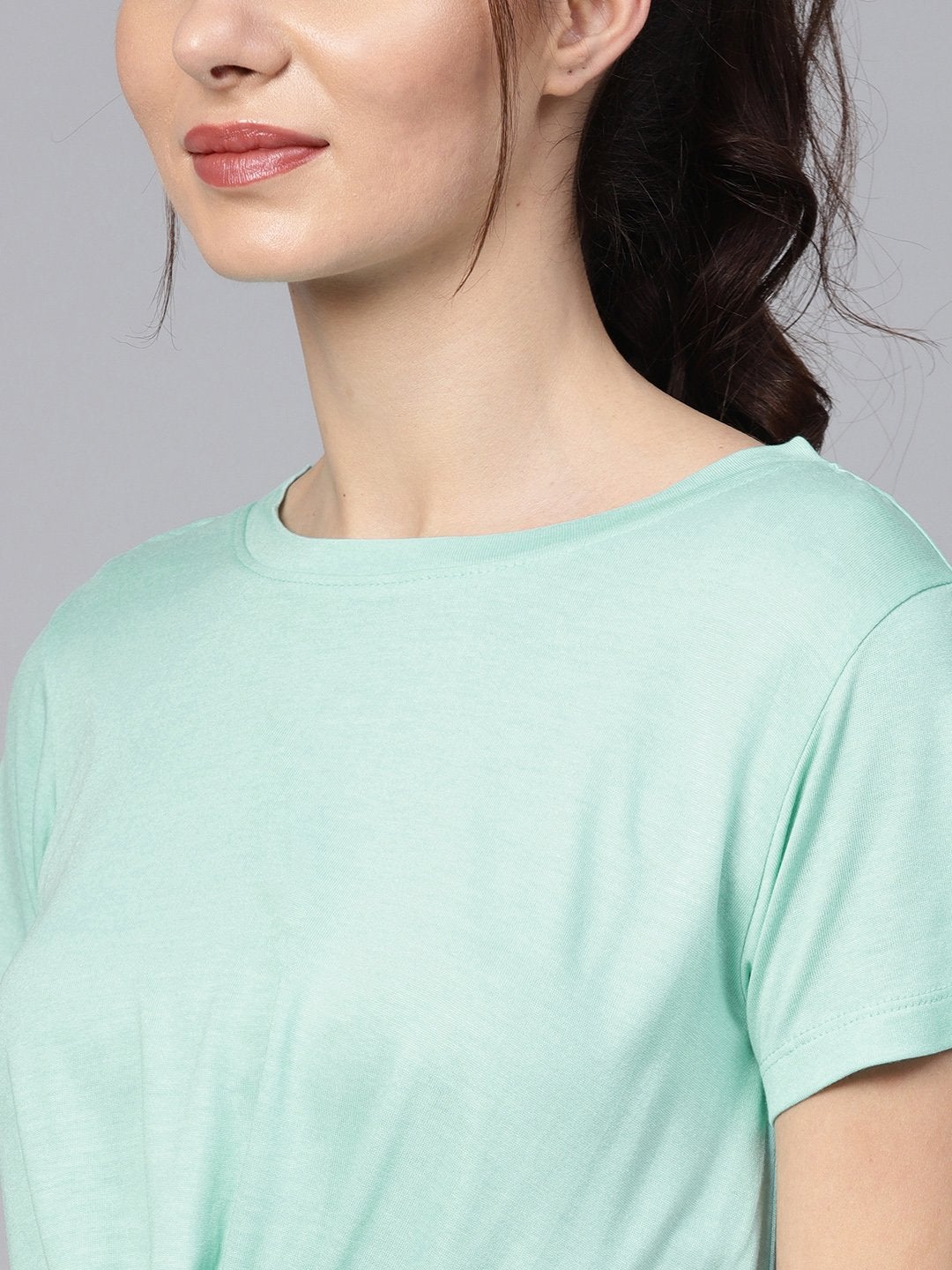 Women's Mint Knot Hem Crop Tee - SASSAFRAS