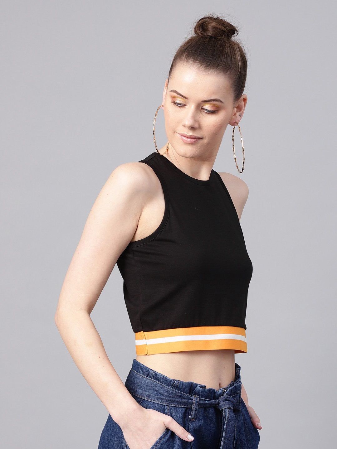 Women's Black Box Back Athleisure Crop Top - SASSAFRAS