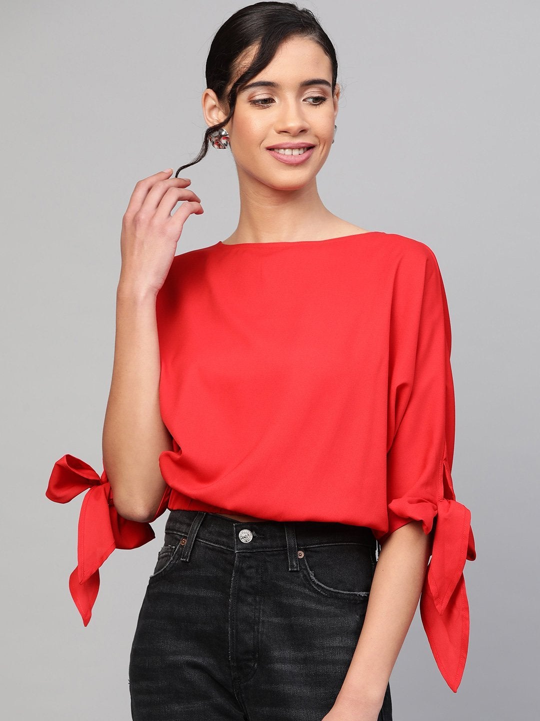 Women's Red Sleeve Tie-Up Crop Top - SASSAFRAS