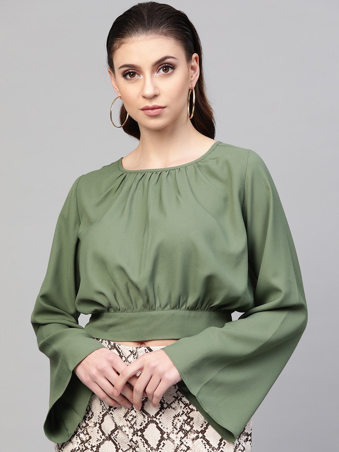 Women's Olive Back Tie-Up Crop Top - SASSAFRAS