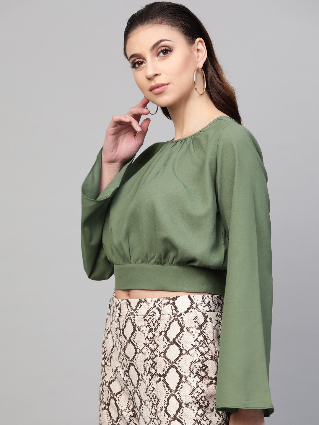 Women's Olive Back Tie-Up Crop Top - SASSAFRAS