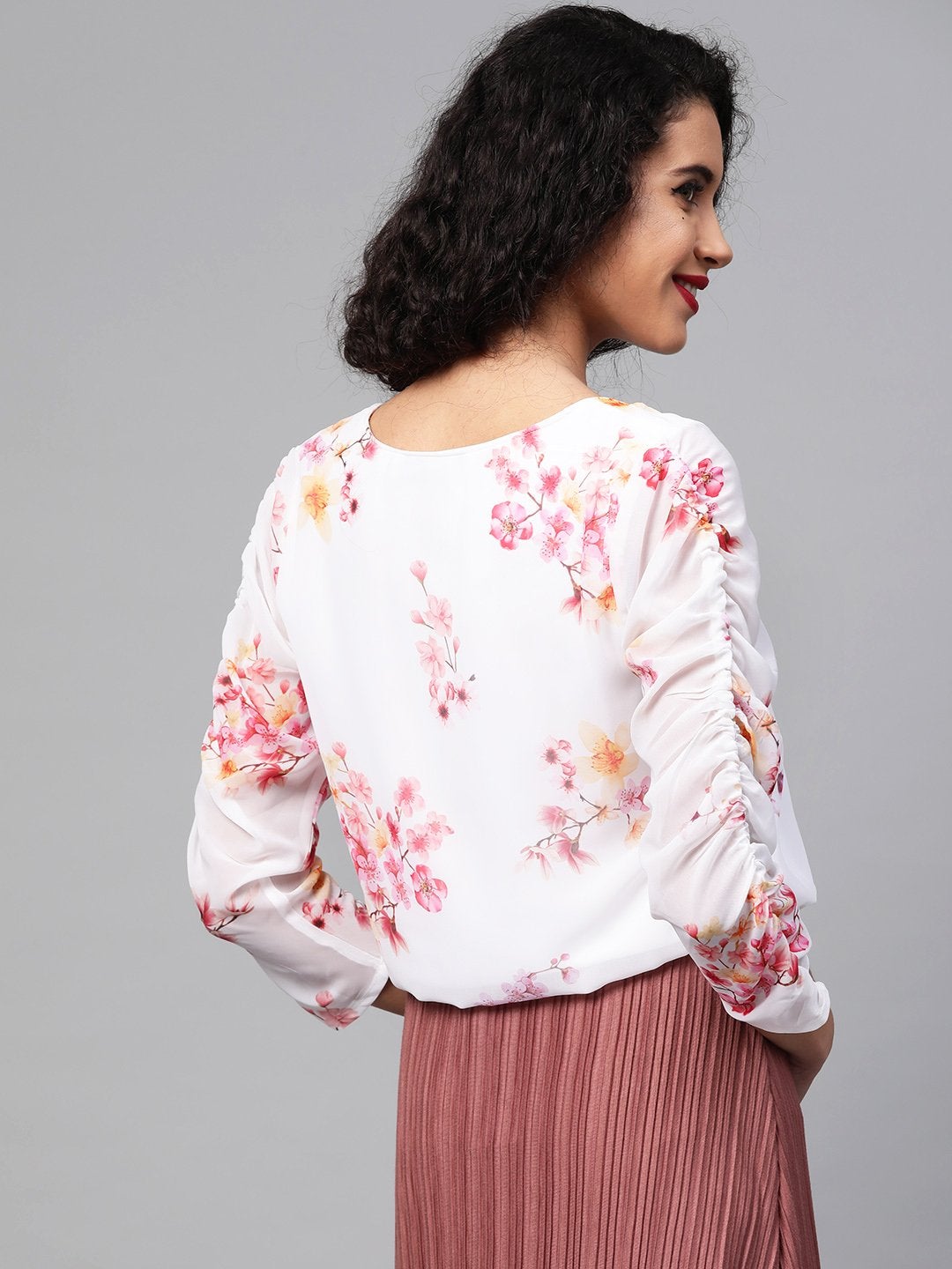 Women's Off-White Floral Rouched Sleeves Crop Top - SASSAFRAS