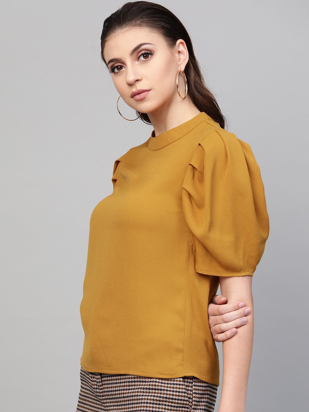 Women's Mustard Back Keyhole Top - SASSAFRAS