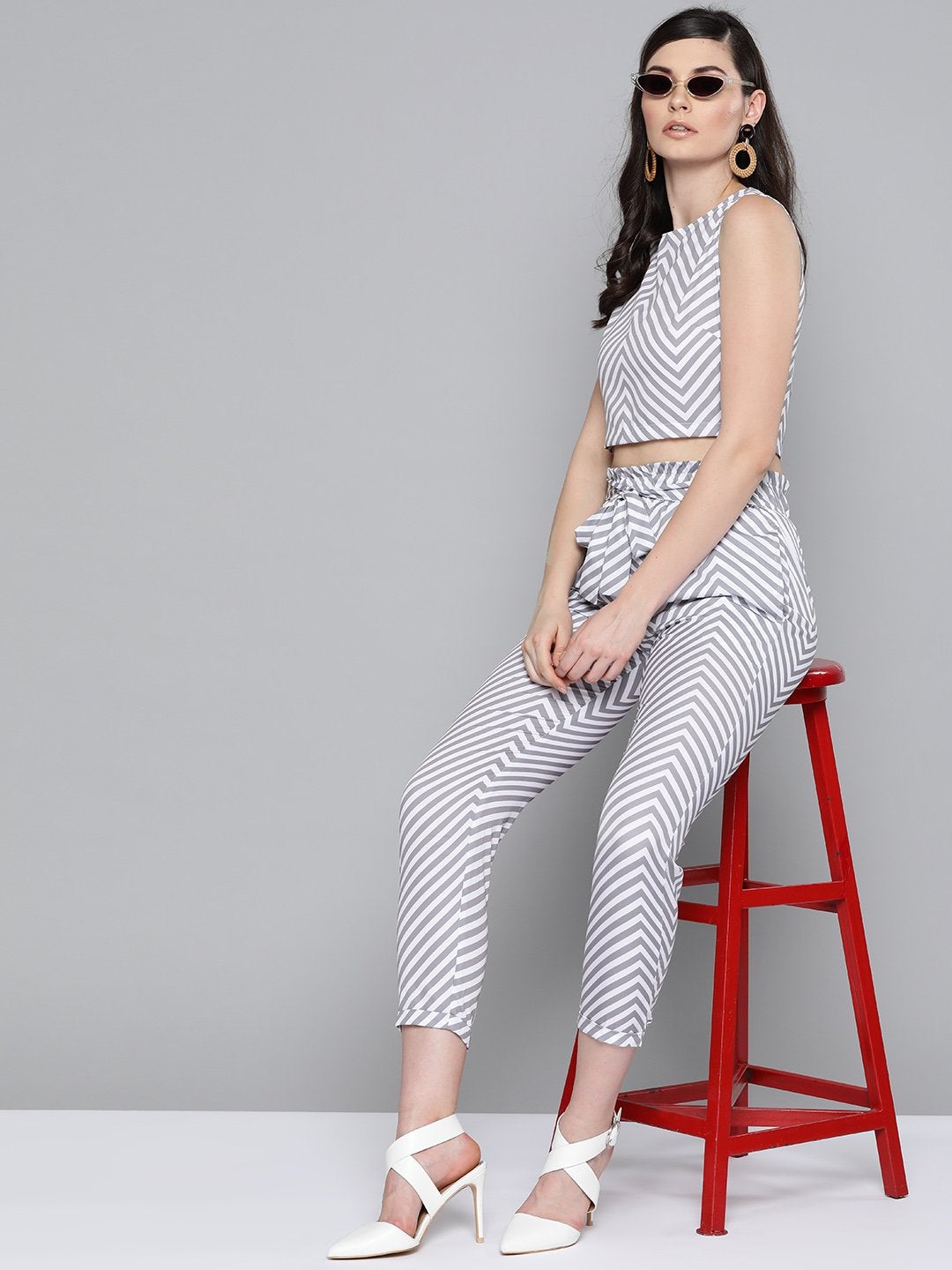 Women's Grey Chevron Back Placket Crop Top - SASSAFRAS