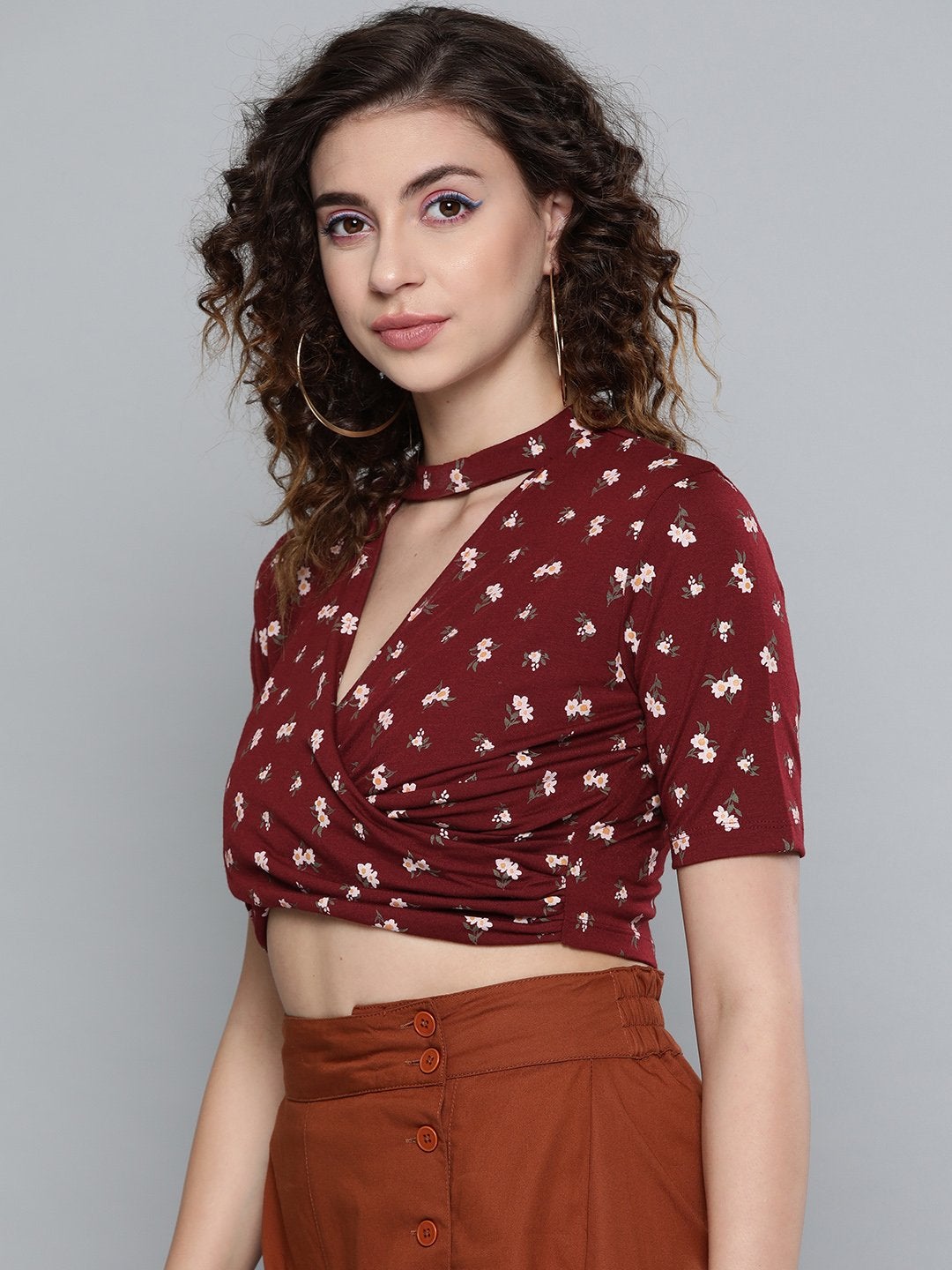 Women's Maroon Floral Choker Neck Wrap Crop Top - SASSAFRAS