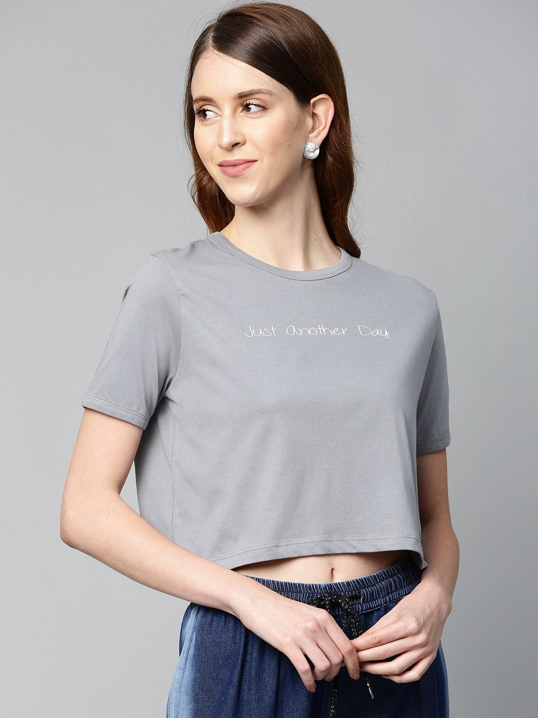 Women's Grey Just-Another-Day Crop T-Shirt - SASSAFRAS