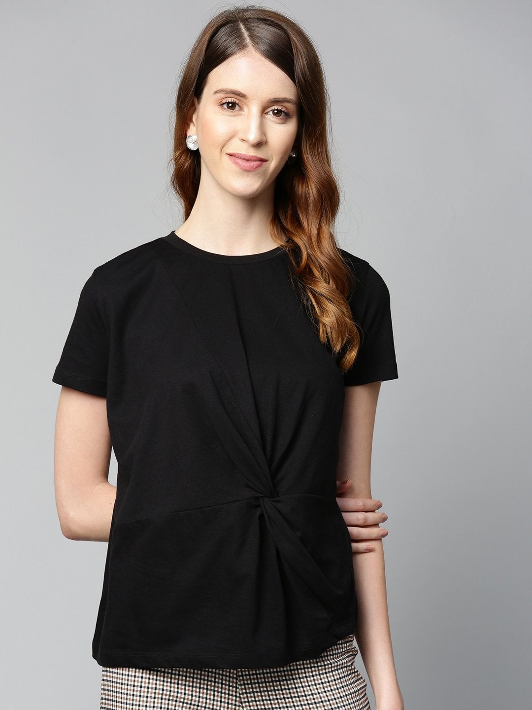 Women's Black Twisted Knot Regular T-Shirt - SASSAFRAS