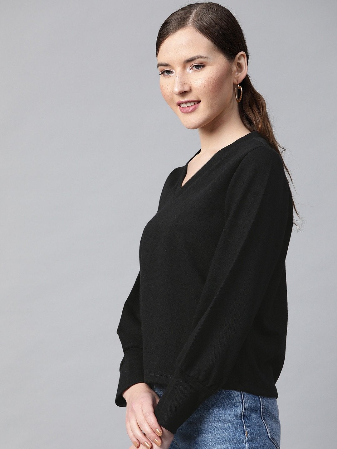 Women's Black V-Neck Rib Top - SASSAFRAS