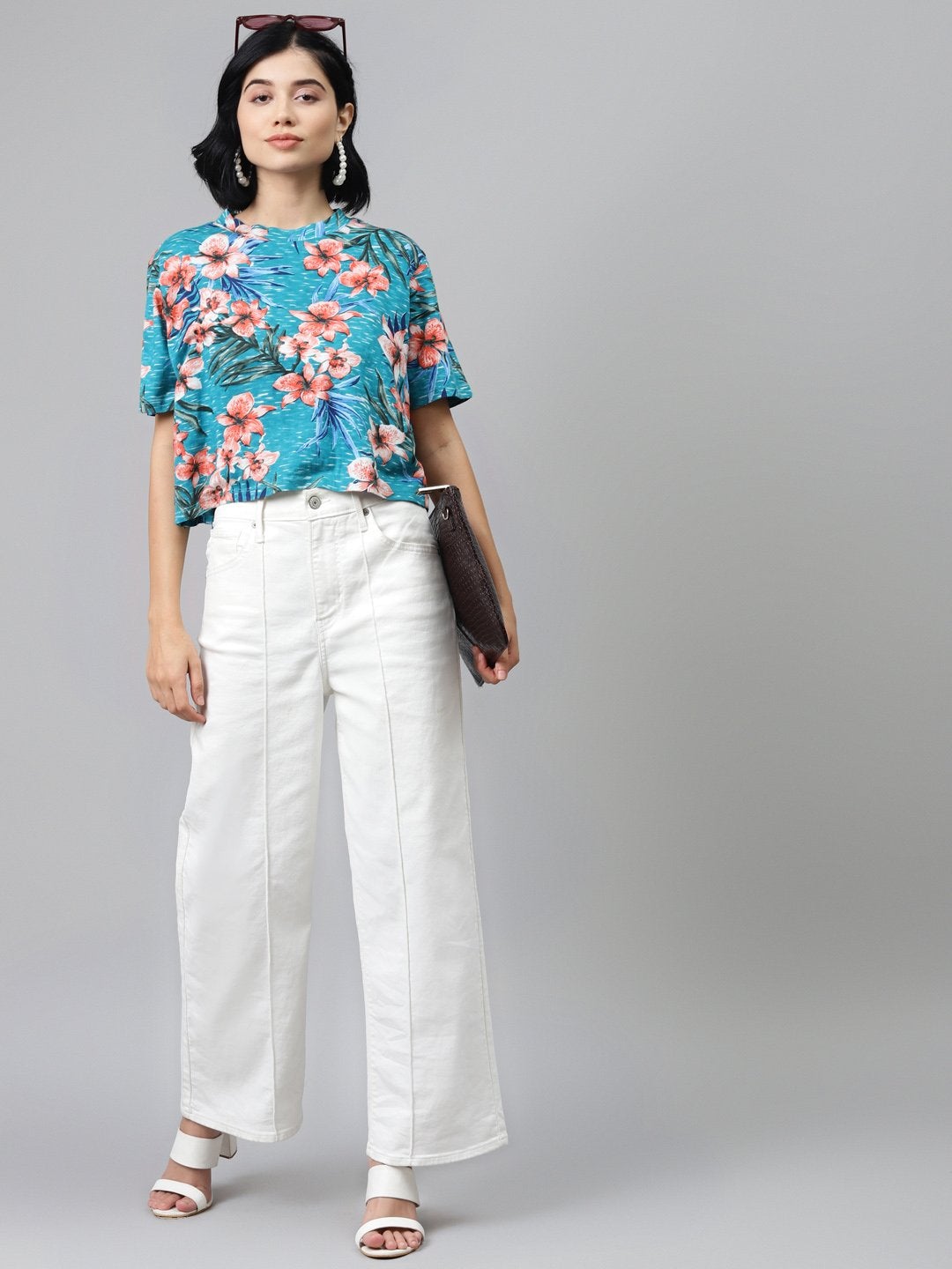 Women's Blue Floral Boxy Crop Top - SASSAFRAS