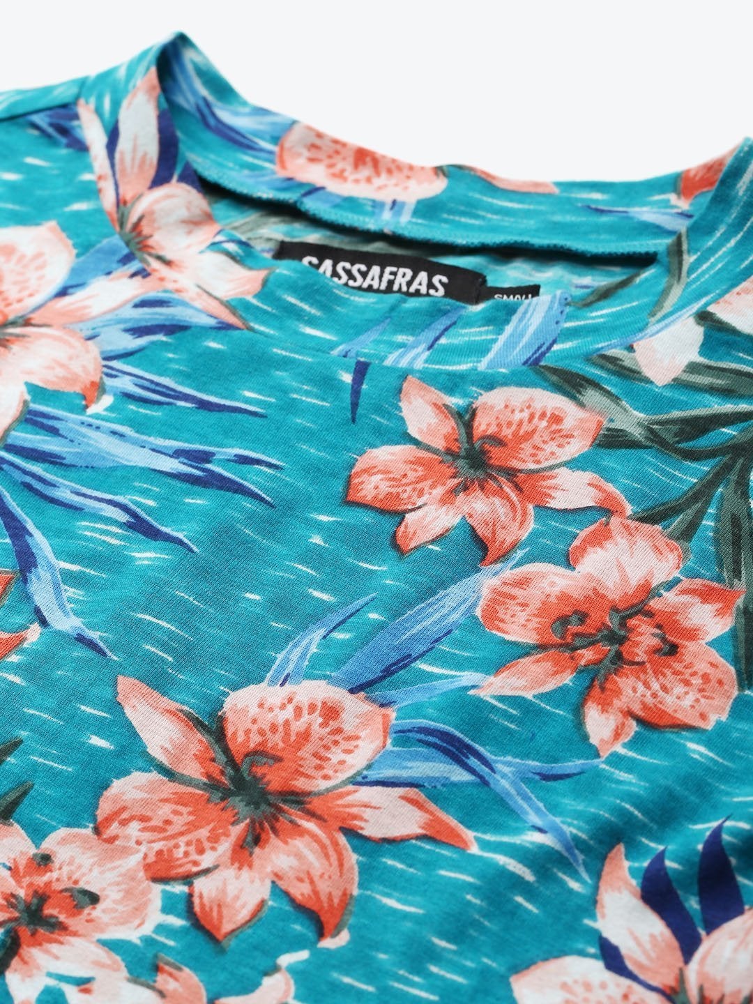 Women's Blue Floral Boxy Crop Top - SASSAFRAS